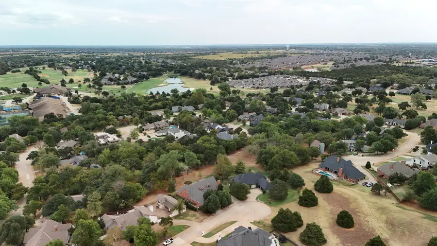 6004 Muirfield Drive, Edmond, OK 73025 - #2