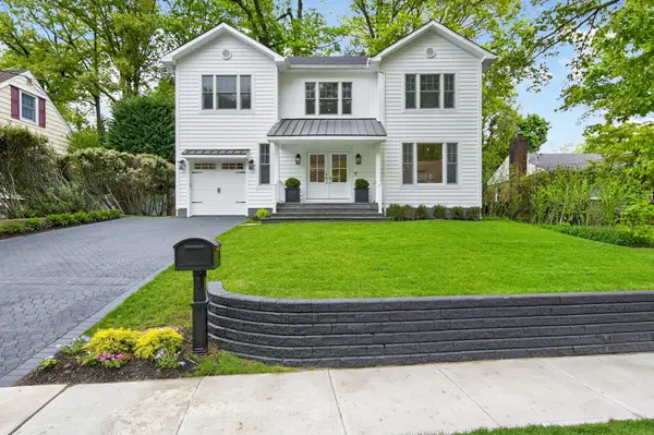 5 Pepperday Avenue, Port Washington, NY 11050