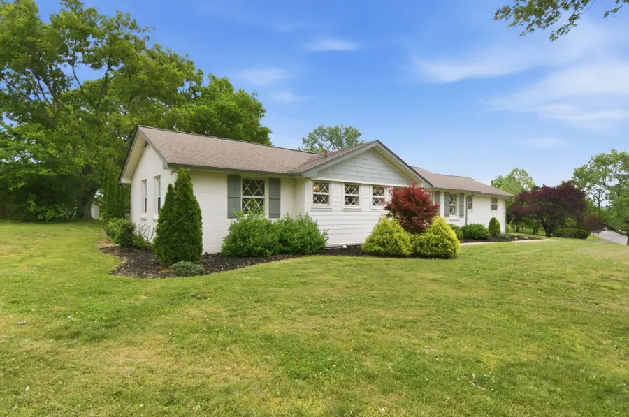 654 Oakley Dr, Nashville, TN 37220 - #3