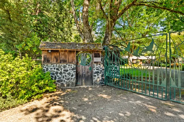 22876  Alsea Hwy, Philomath, OR 97370