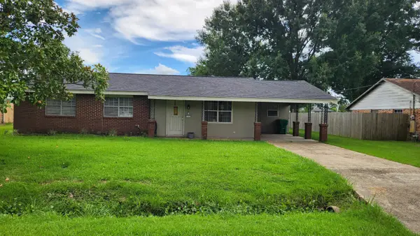 13 Riverpark Drive, Hahnville, LA 70057