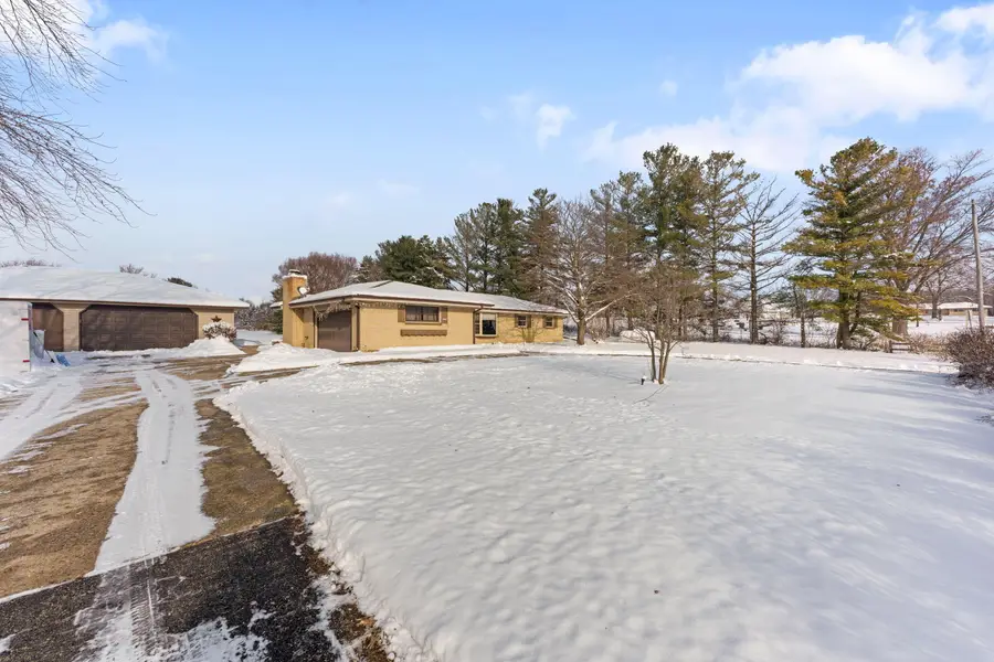 21030 Olson Rd, Norway, WI 53126 - Image #3