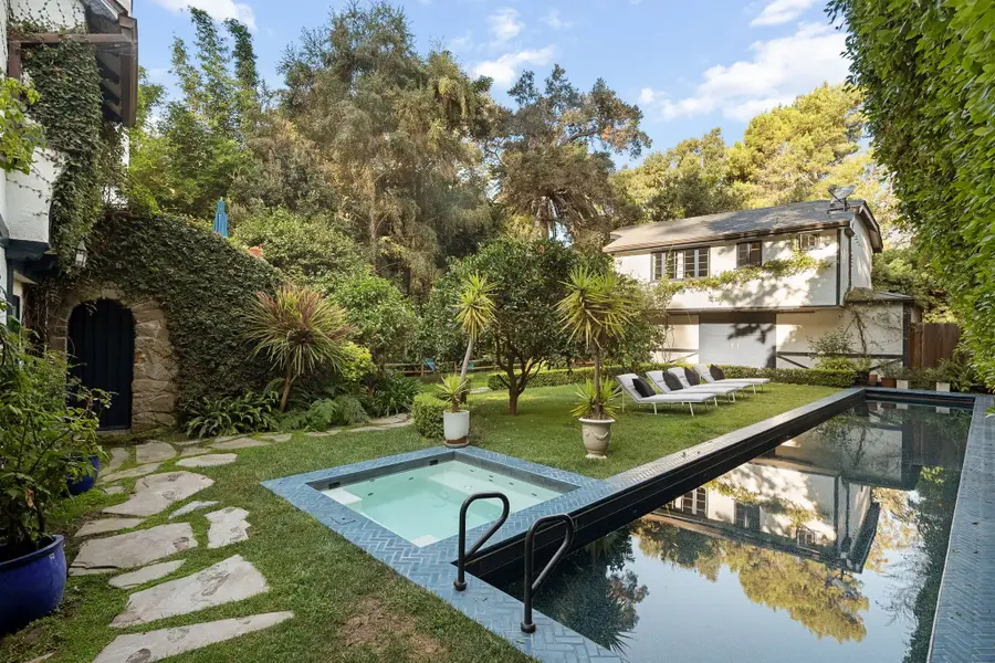 20 Latimer Road, Santa Monica, CA 90402 - Image #2