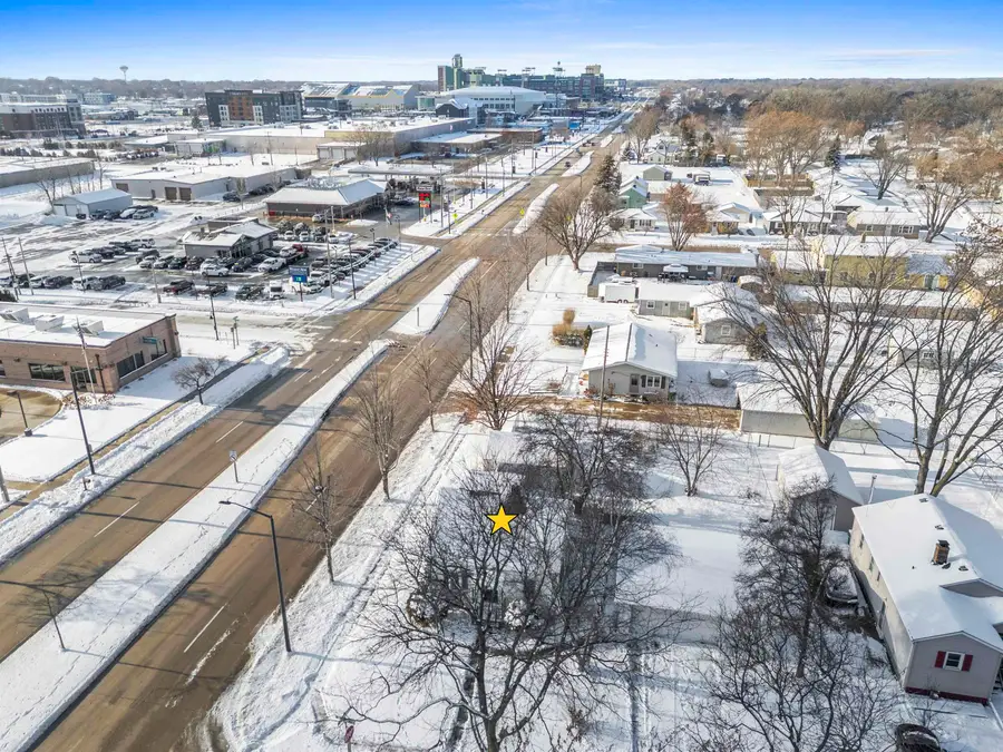 1844 11TH AVENUE, Green Bay, WI 54304 - Image #3