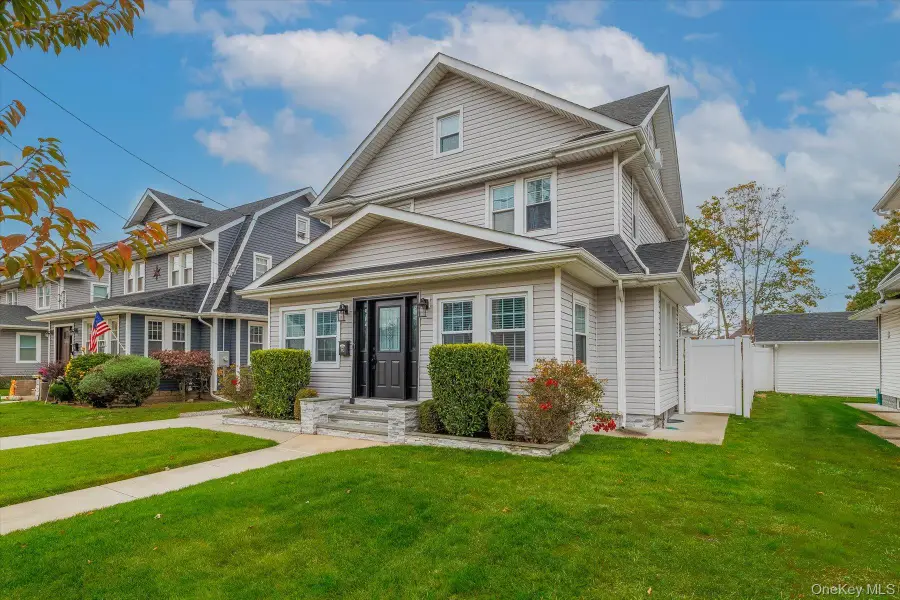 70 Denton Avenue, Lynbrook, NY 11563 - Image #3