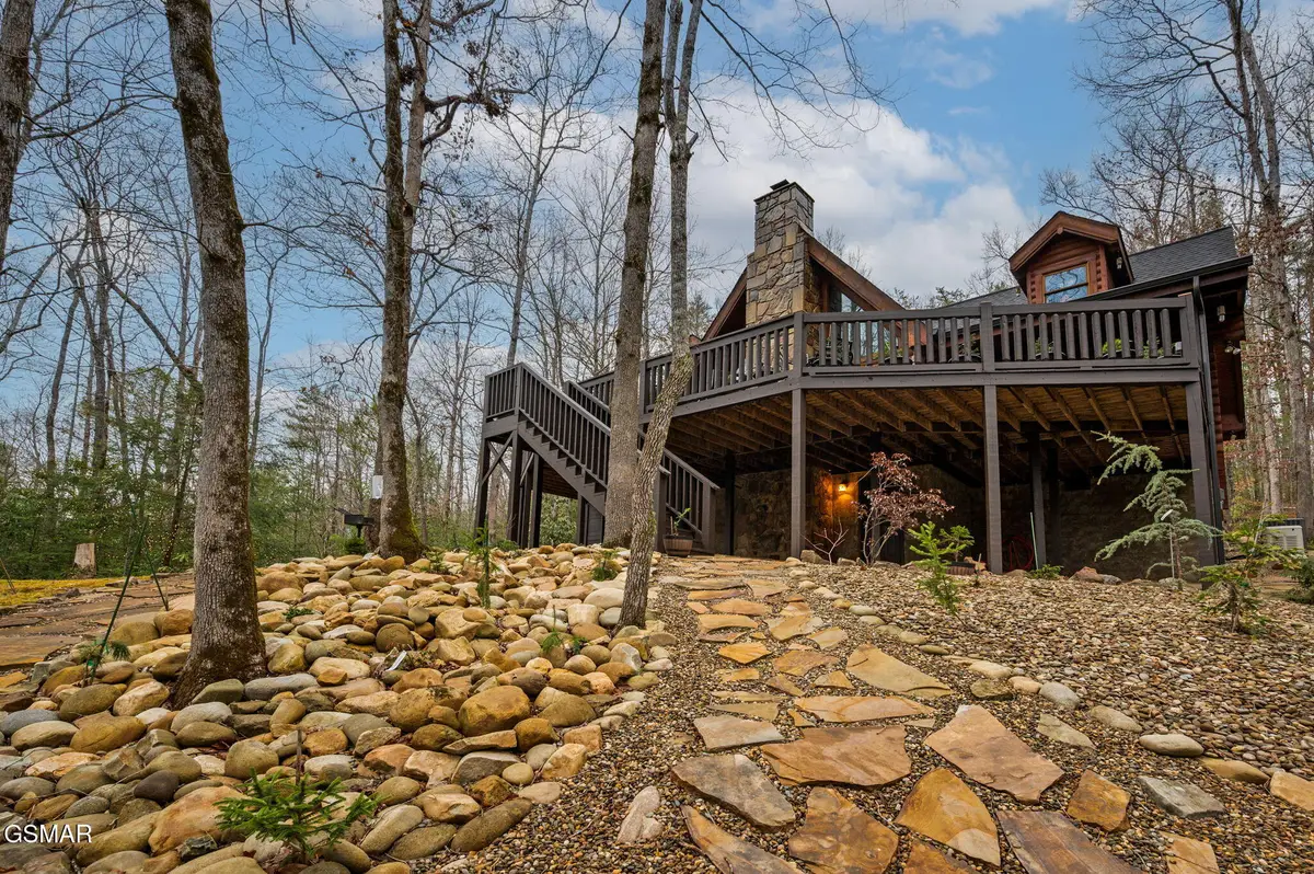 1903 Waters End Rd, Walland, TN 37886 - #1
