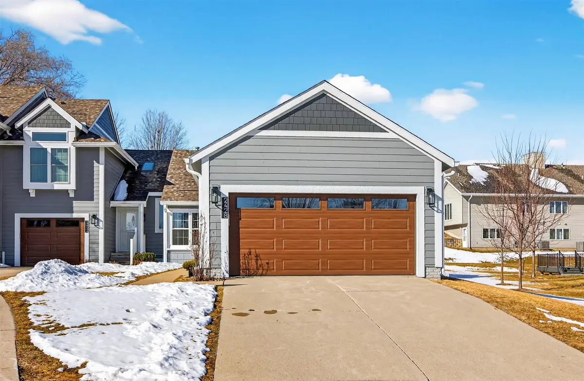 2428 81st Circle, Urbandale, IA 50322 - #1