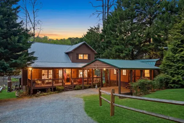 20 Edgewater Drive, Ellijay, GA 30540