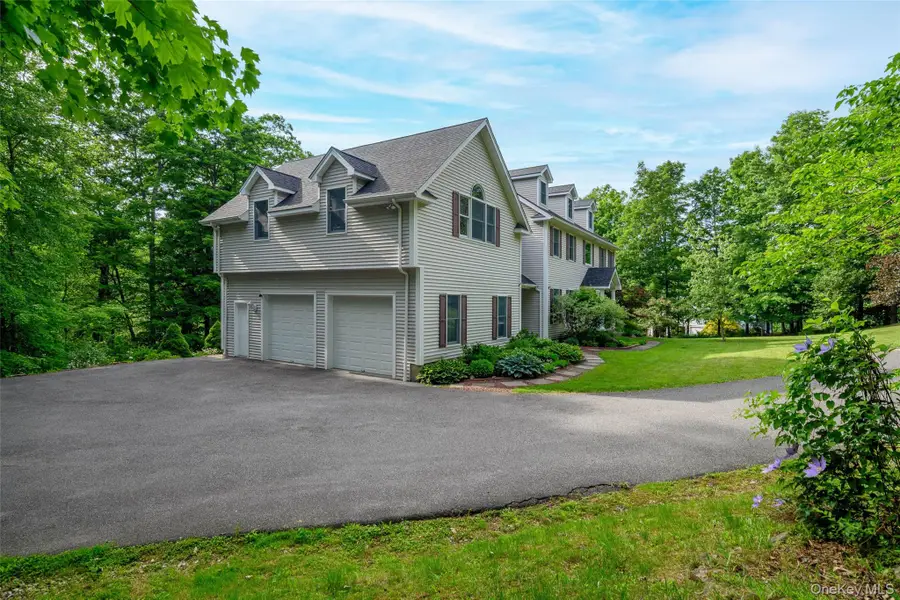 17 Weldon Woods Connecticut Road, New Fairfield, CT 06812 - #3