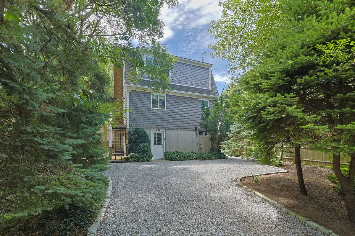 343 Bradford Street, Provincetown, MA 02657 - #1