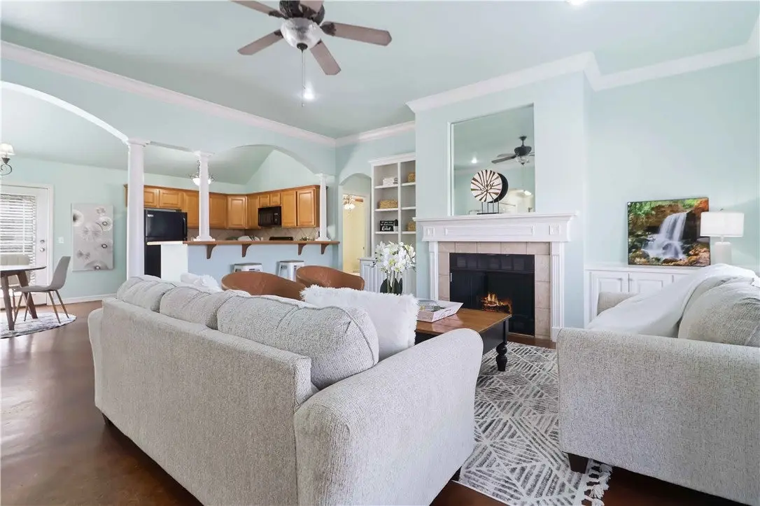 4389 E Holiday Drive, Fayetteville, AR 72701 - #1