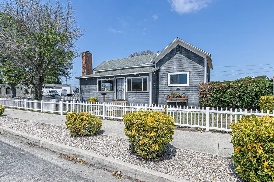 203 E Walnut, Lompoc, CA 93436 - #3