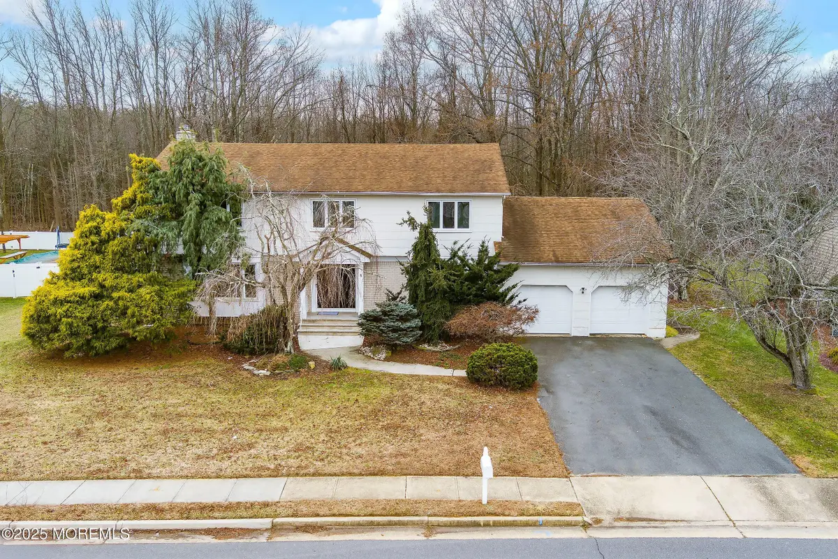 -5 Washington Avenue, Morganville, NJ 07751 - Image #1