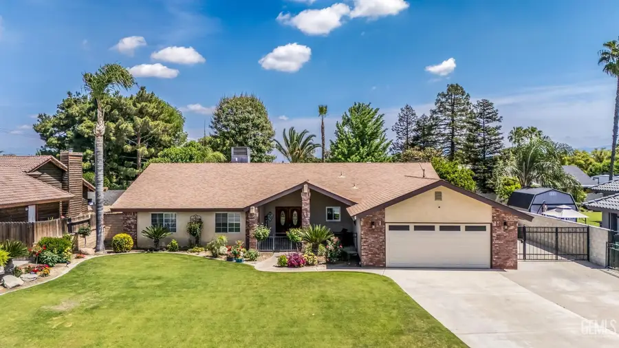 8906 TILLSON WAY, Bakersfield, CA 93307 - #2