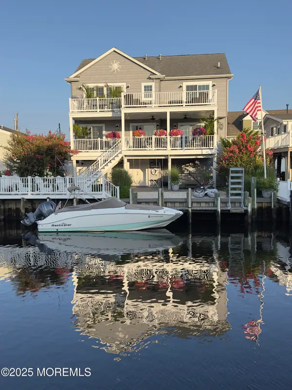 56 Nancy Drive, MANAHAWKIN, NJ 08050