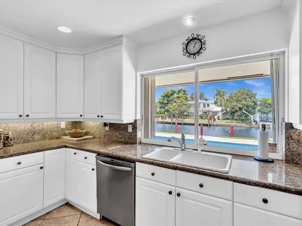 2800 NE 55th Street, Fort Lauderdale, FL 33308