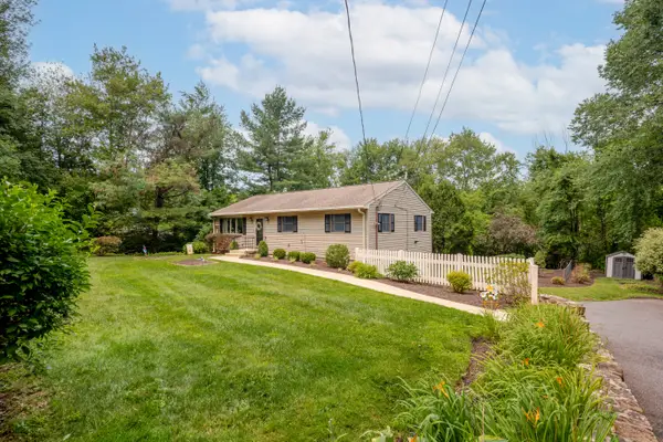 13 Birch Road, Danbury, CT 06811