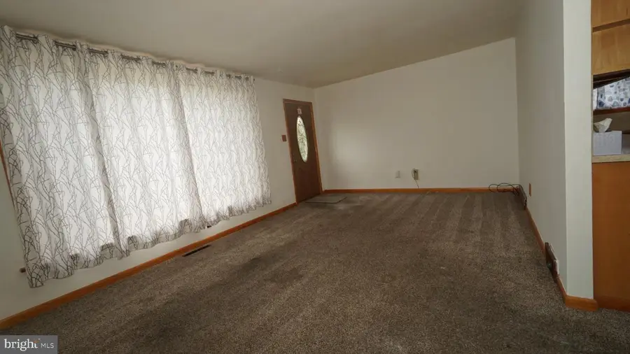 8520 Castor Ave, Philadelphia, PA 19152 - #3
