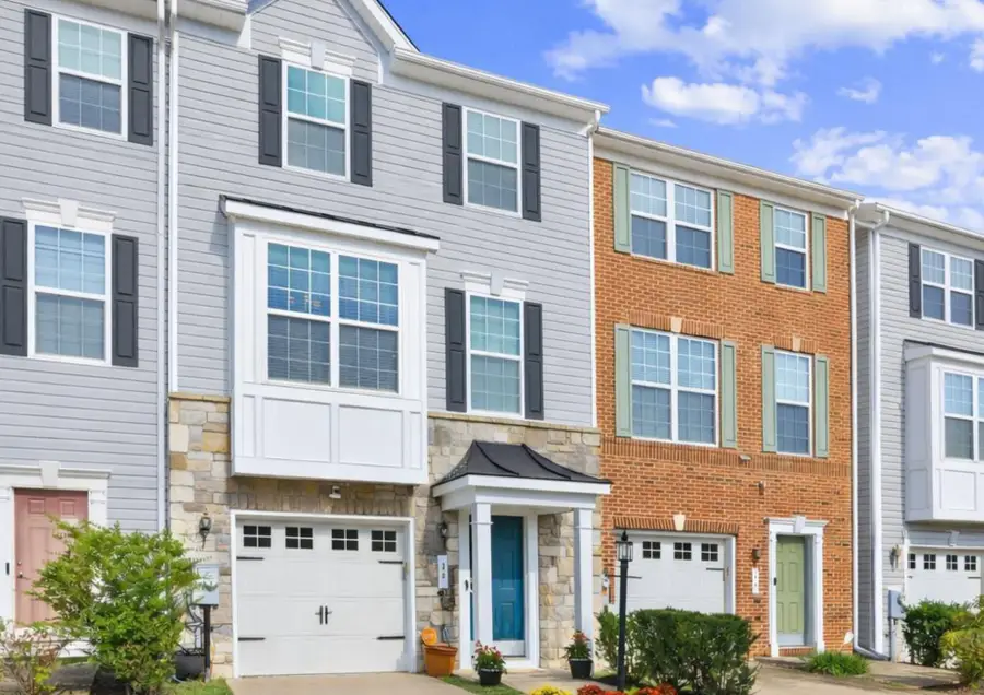 30 Arenas Ct, Capitol Heights, MD 20743 - #2