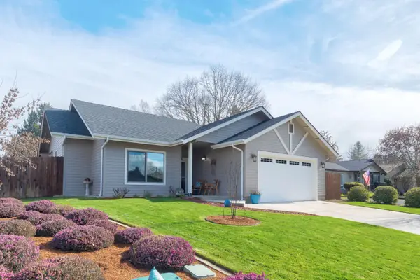 1135 SW Erica Drive, Grants Pass, OR 97526