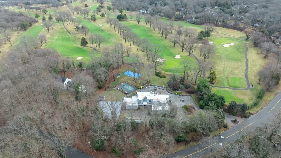 83 Cliff Road, Port Jefferson, NY 11777 - Image #2