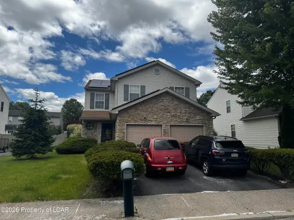 2585 Hickory Dr, EASTON, PA 18040