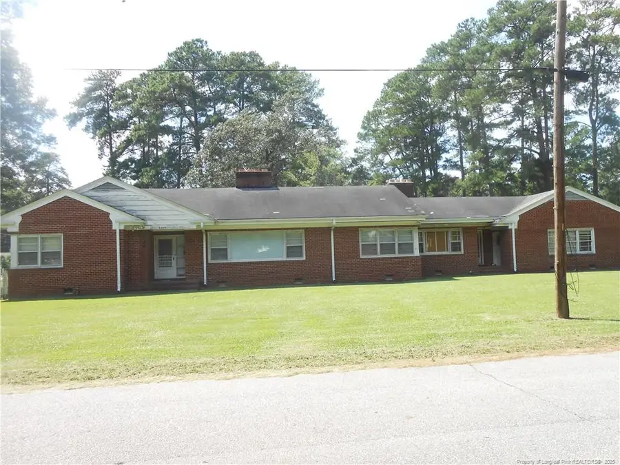 2405 N Kenan Avenue, Lumberton, NC 28358 - Image #2