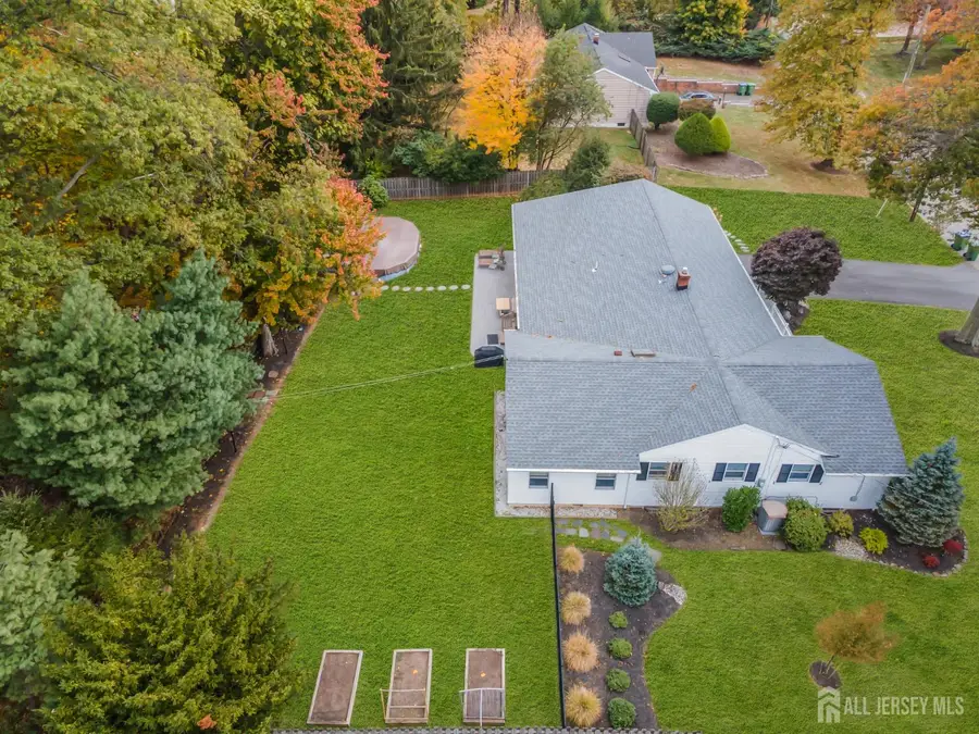 8 Mary Ellen Drive, Edison, NJ 08820 - Image #3