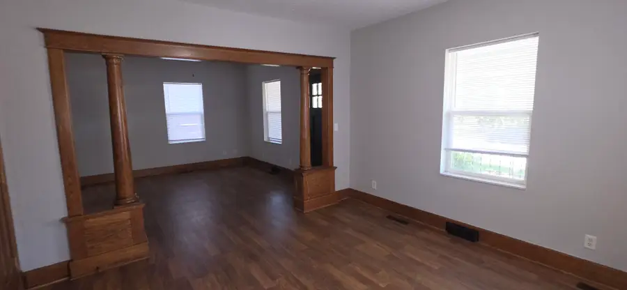 705 S 21 Street, Lincoln, NE 68510 - #3