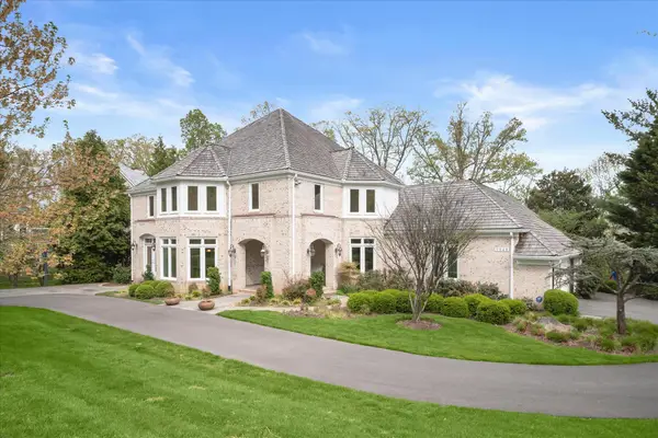 9848 Avenel Farm Dr, POTOMAC, MD 20854