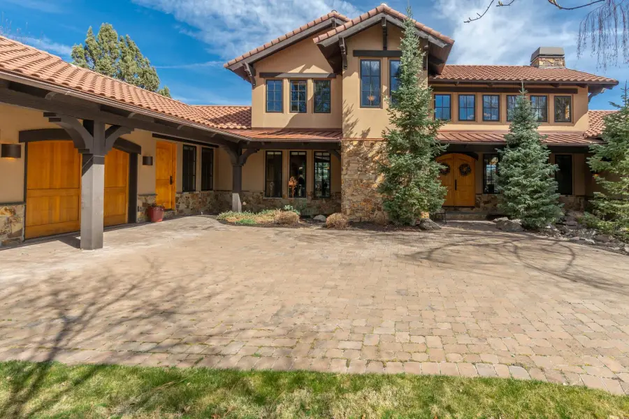 23098 Watercourse Way, Bend, OR 97701 - #3