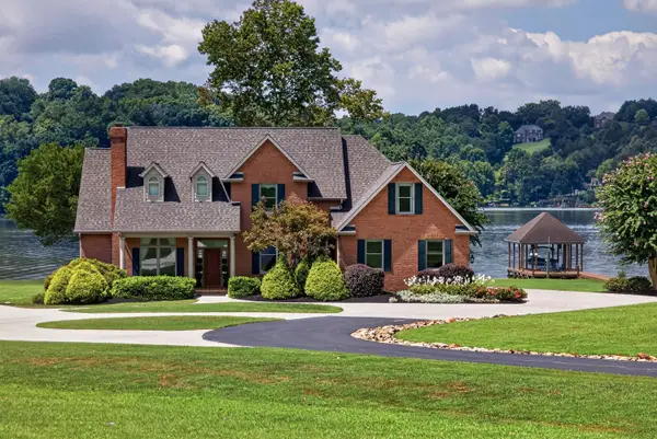 4262 Lake Meadow Way, Louisville, TN 37777