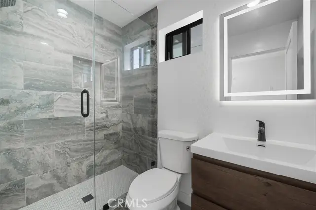 2228 W 73rd Street, Los Angeles, CA 90043 - Image #1