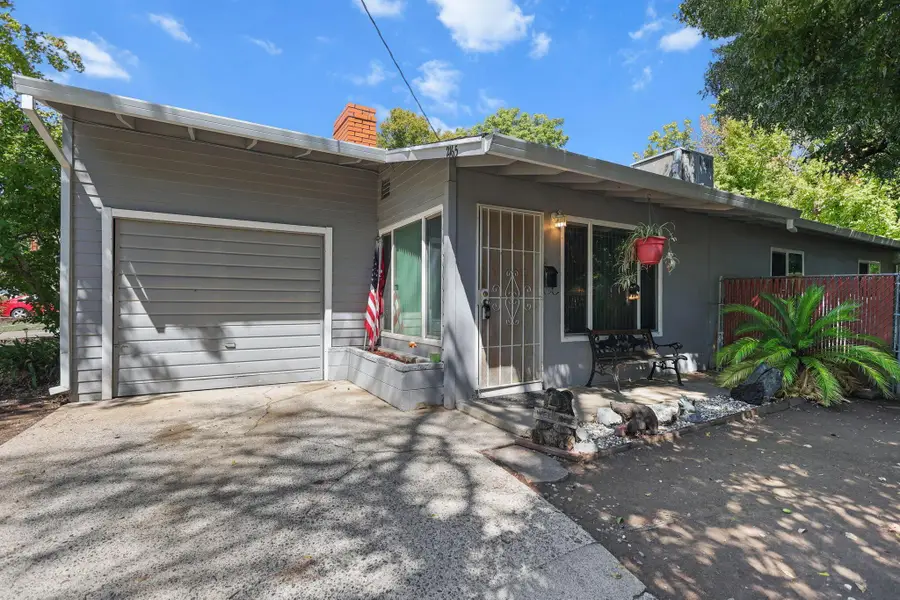 2165 Paris Avenue, Redding, CA 96001 - Image #2