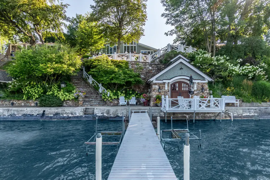 11425 N Cedar Point High Road, Syracuse, IN 46567 - #2