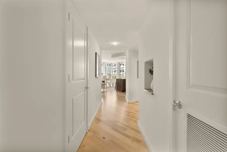 1025 1st St Se #406, Washington, DC 20003 - #2