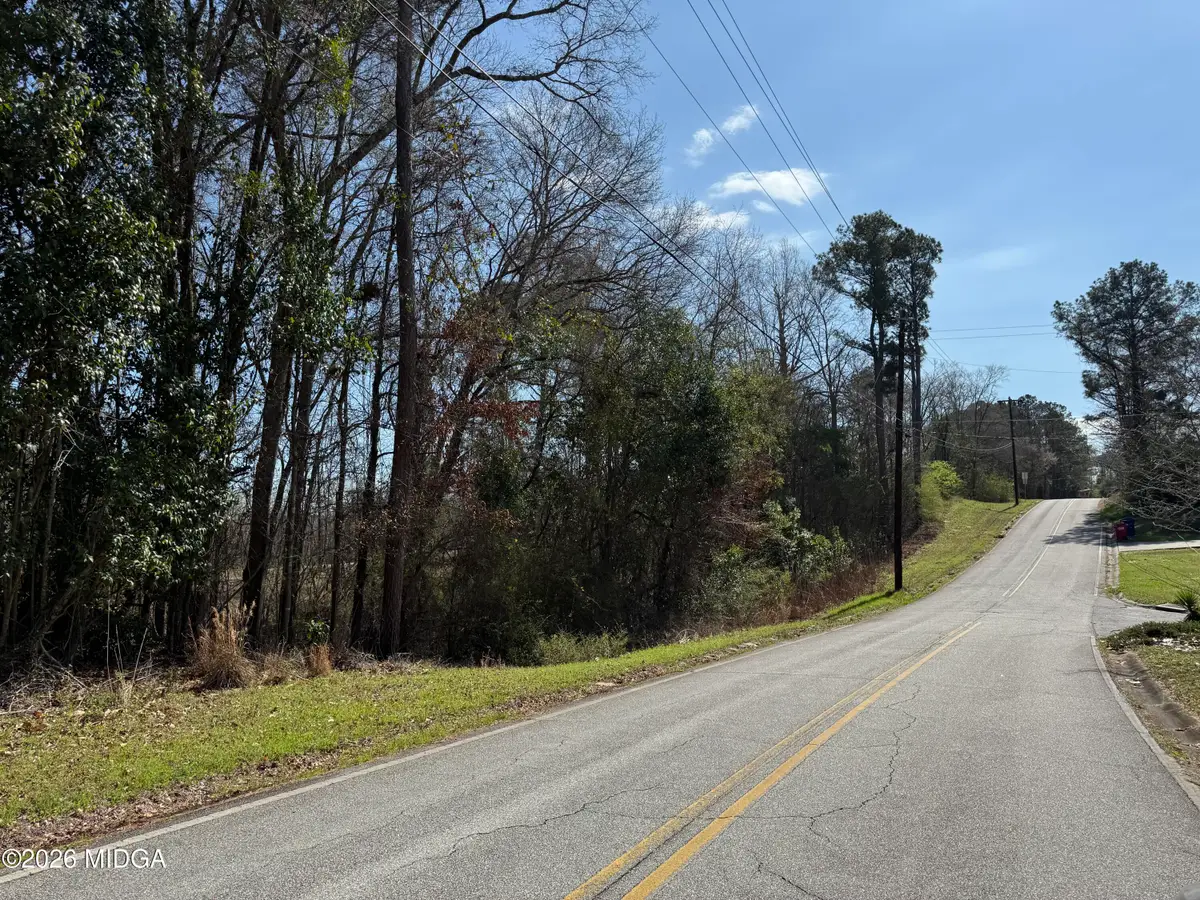1978 Wood Valley Road, Macon, GA 31211 - #1