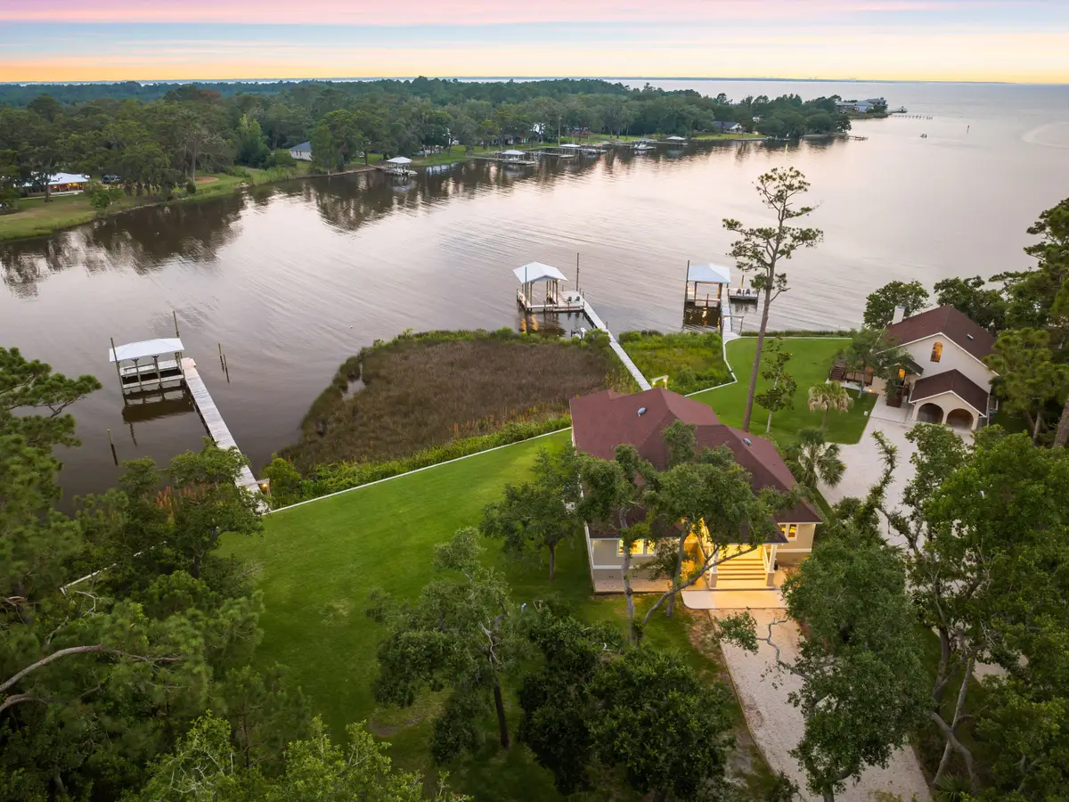 104 George Ellis Point, Freeport, FL 32439 - #1