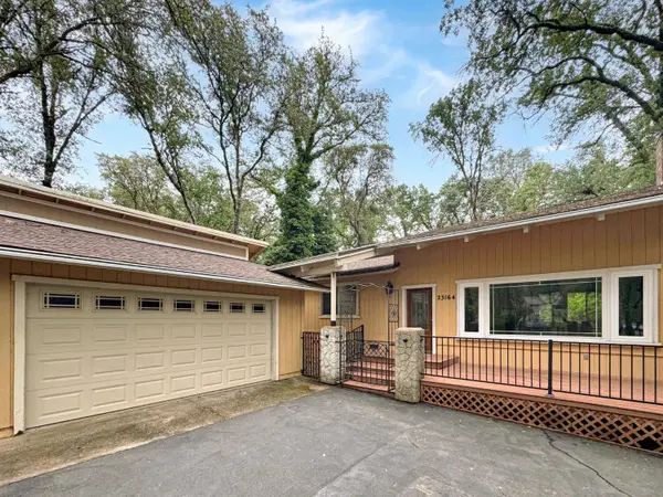 23164 Broadmoor Court, Auburn, CA 95602
