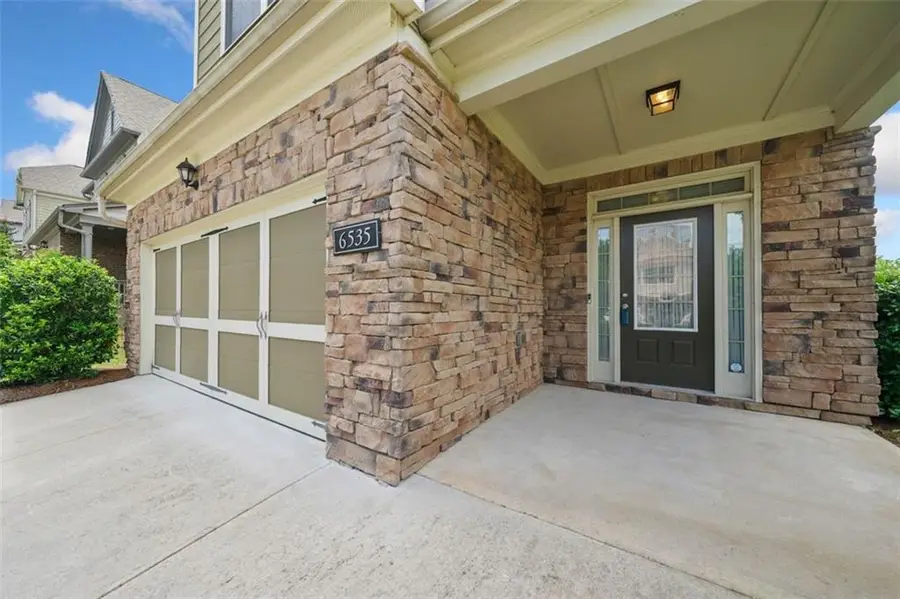 6535 Crosscreek Lane, Flowery Branch, GA 30542 - Image #2