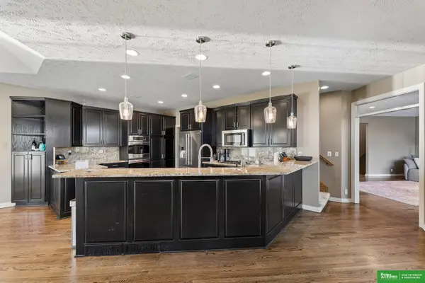 1234 N Bristolwood Drive, Fremont, NE 68025