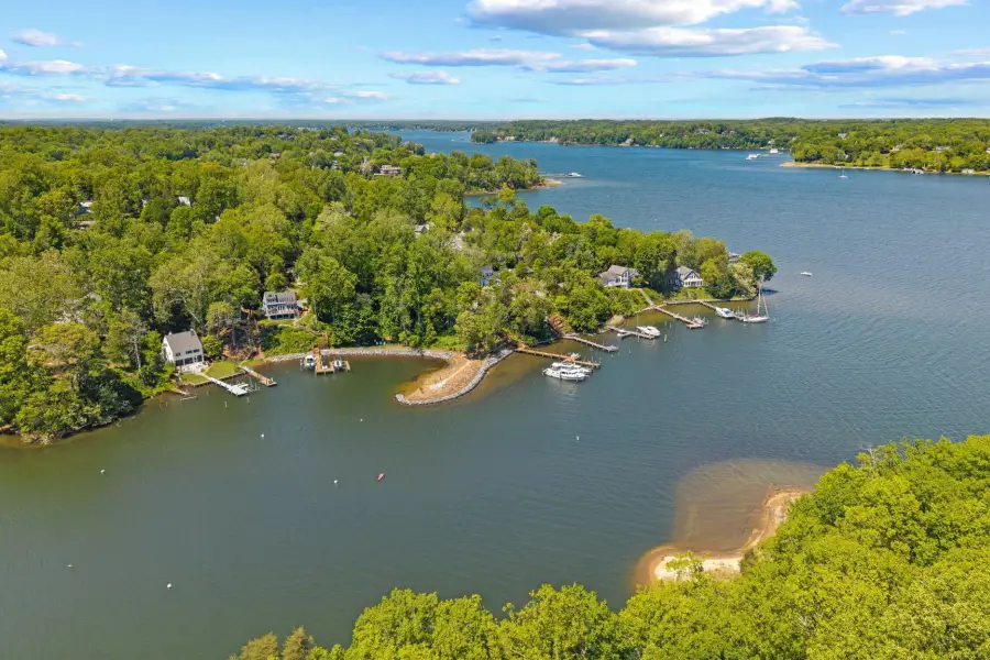 327 Riverview Trl, Annapolis, MD 21401 - #3