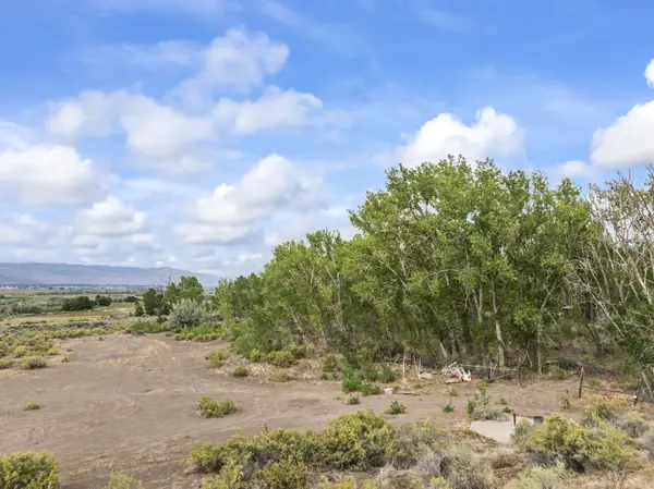 1 Landslide Rd. E, Central Valley, UT 84754