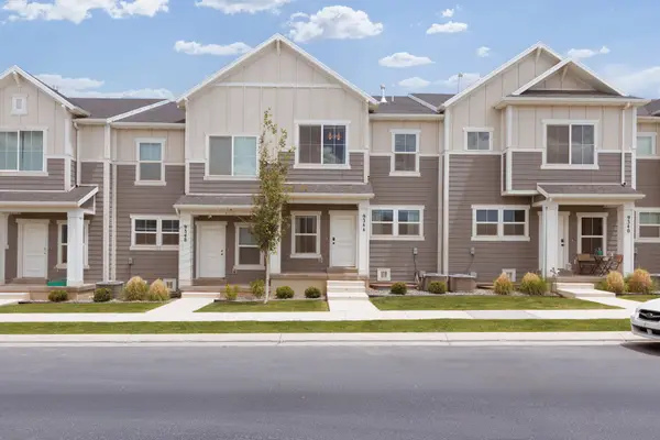 9344 N Vernham Ln, Eagle Mountain, UT 84005