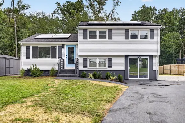 6 Village Drive, Ledyard, CT 06339
