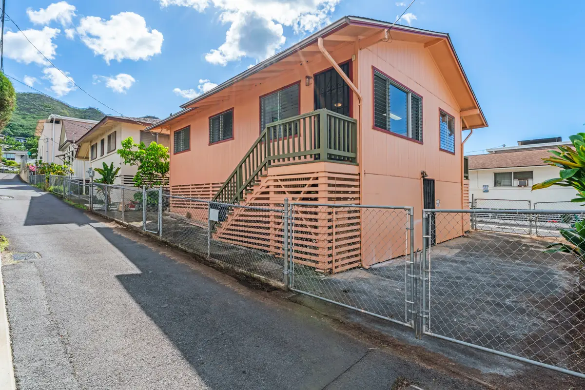 125 Milo Lane, Honolulu, HI 96813 - Image #1