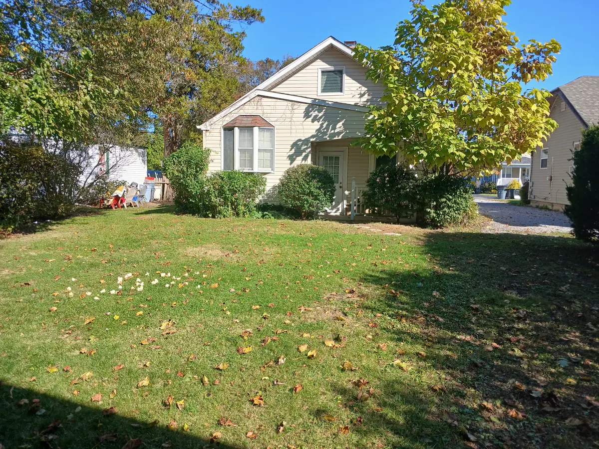 8 Woodburn Street, Patchogue, NY 11772 - #1