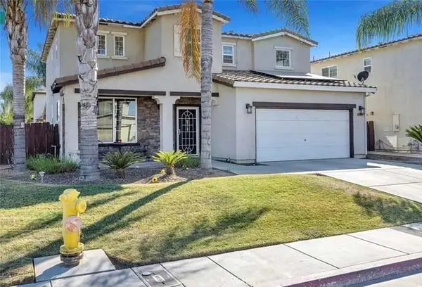 2090 Dunbar Way, Dinuba, CA 93618
