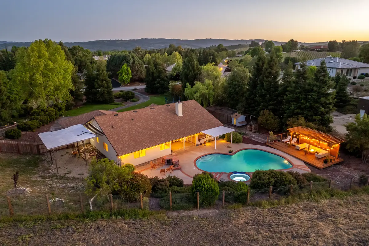 1590 Shiloh Place, Templeton, CA 93465 - #1