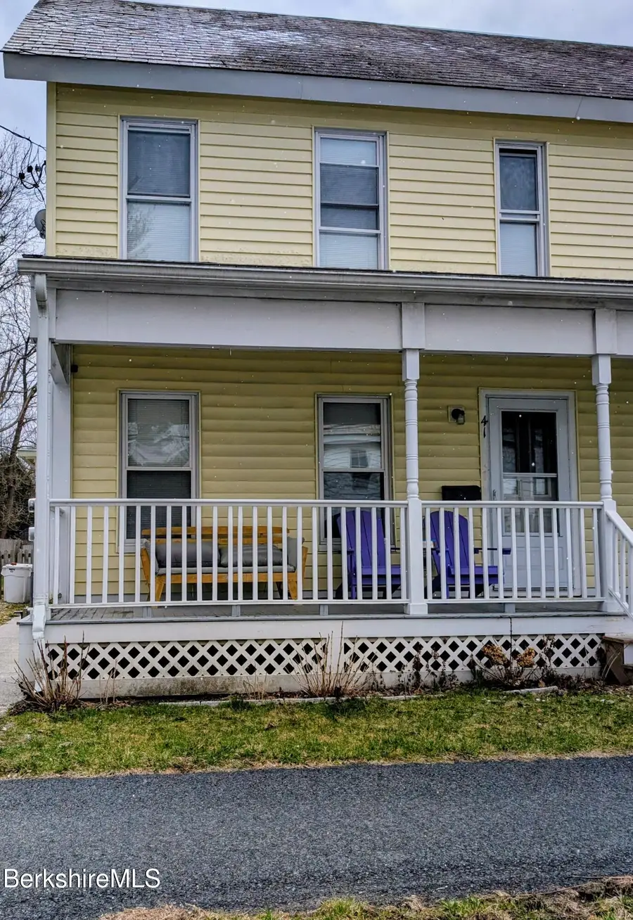 41 Arnold St #41, Williamstown, MA 01267 - #2